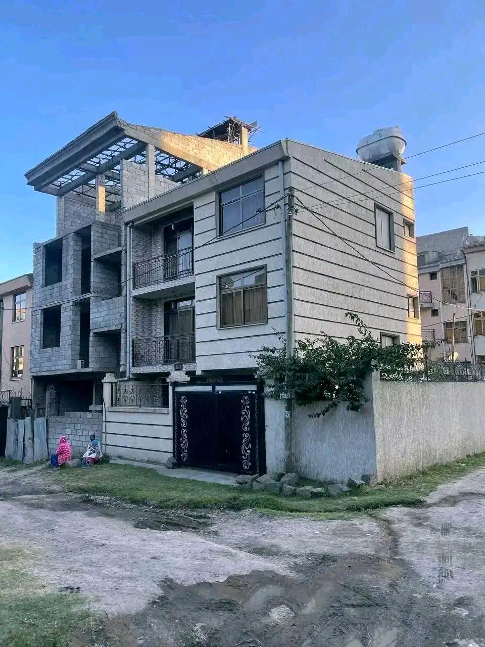 Selected property view