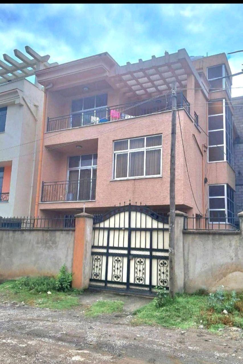 Selected property view