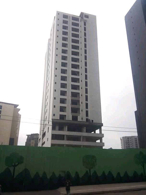 መሃል ካዛንችስ የ ሱቅ እና አፓርትመንት