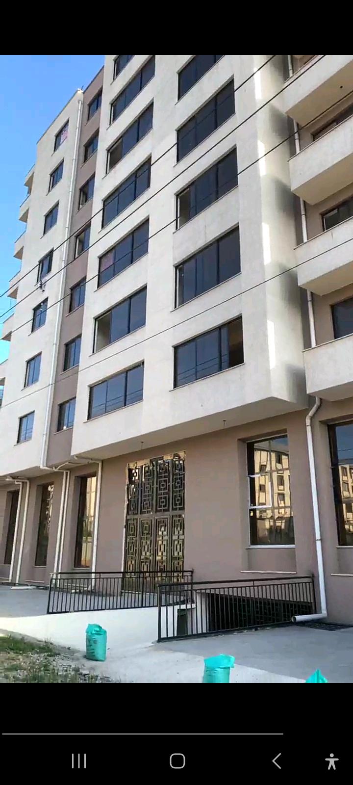 ሀያት 49 ከኢቲ ቪሌጅ አጠገብ