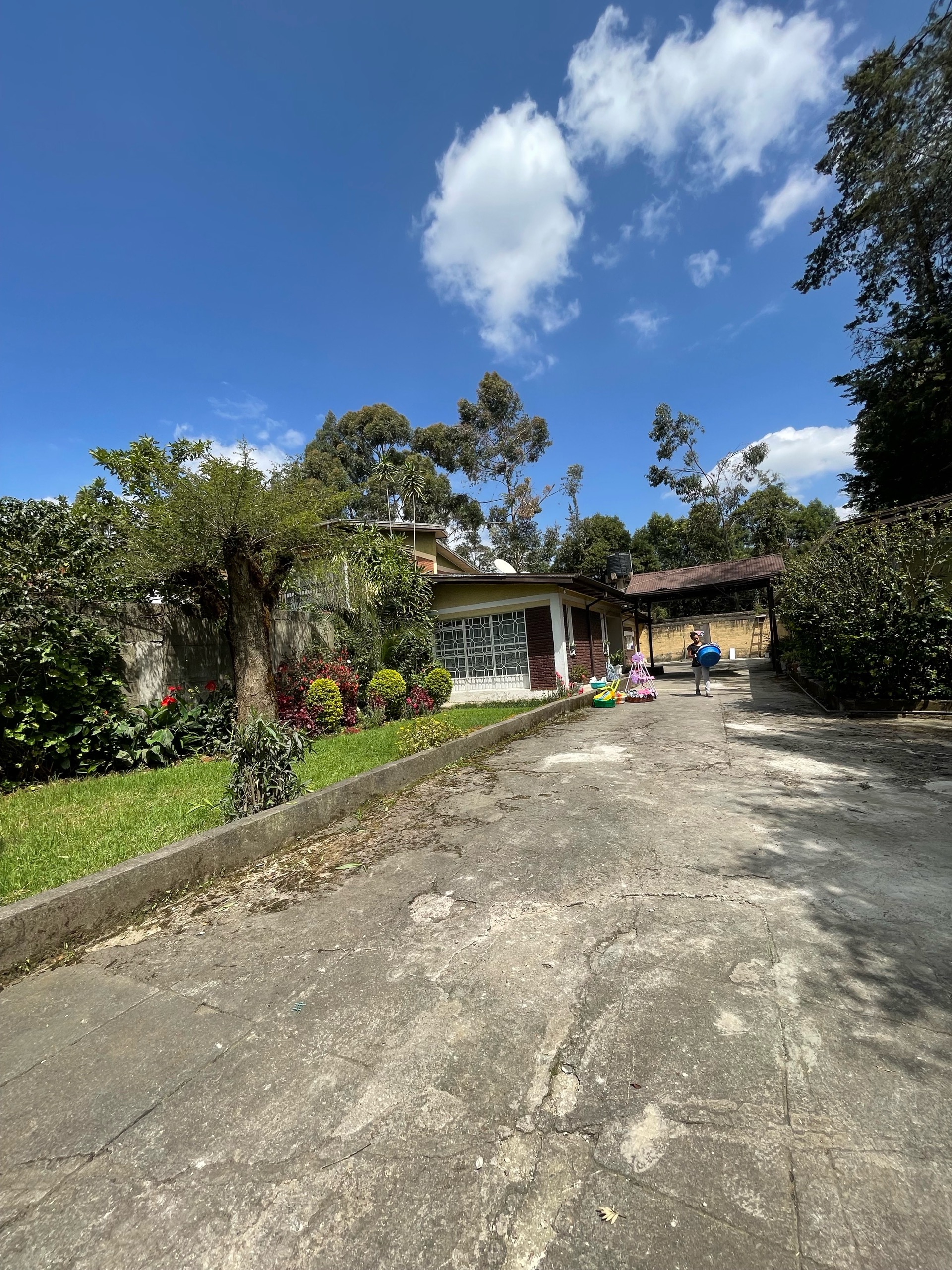 Property thumbnail 2