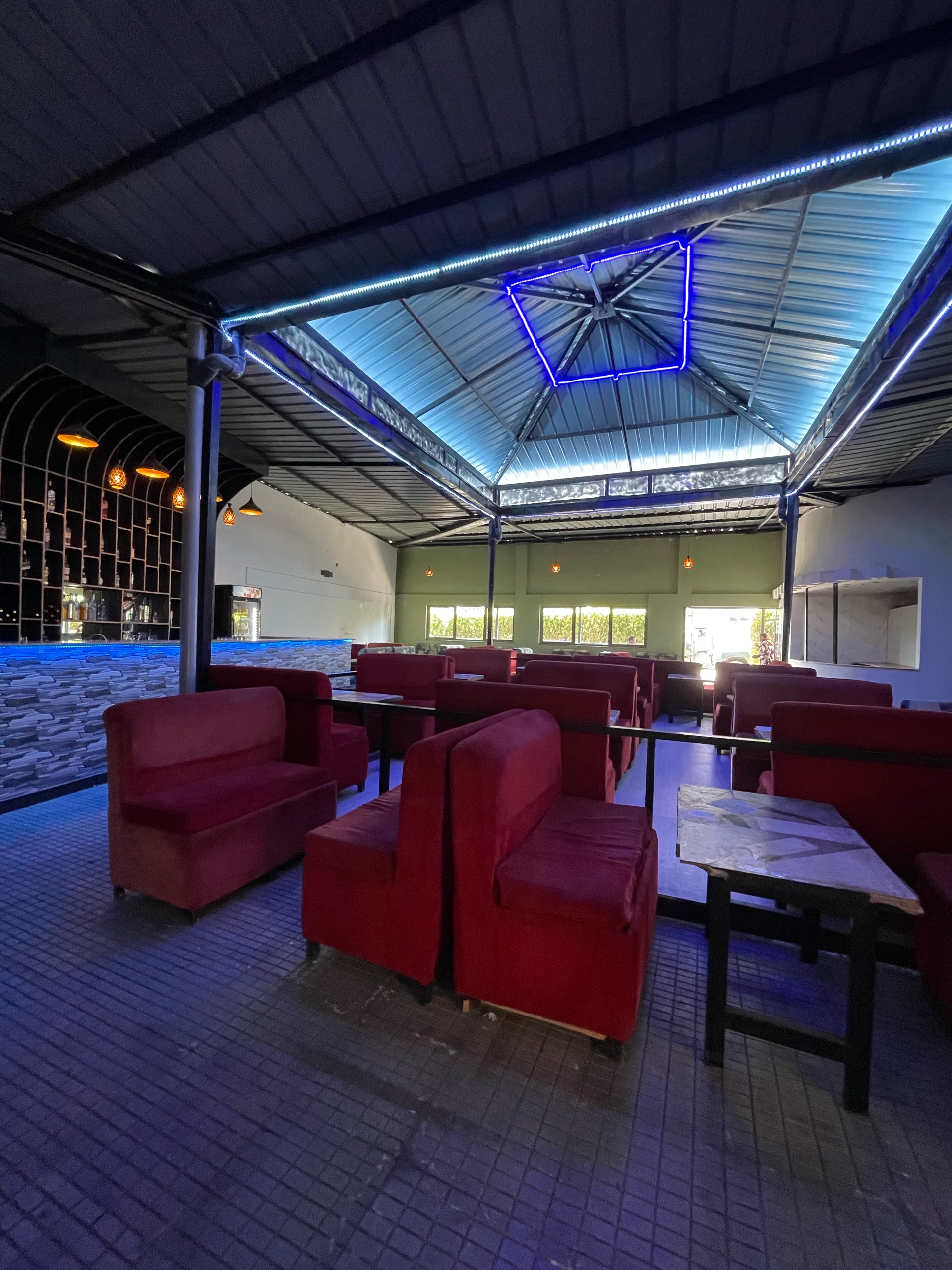 Bar & Restuarant For Rent!