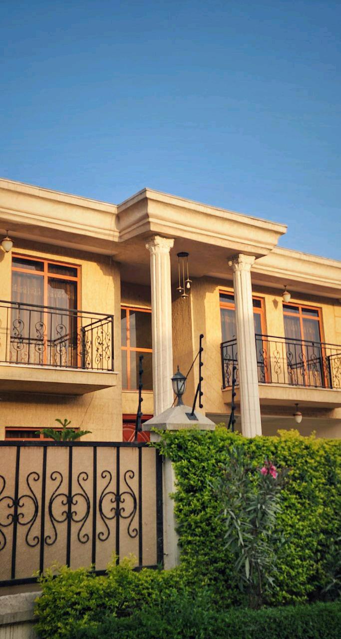 Selected property view