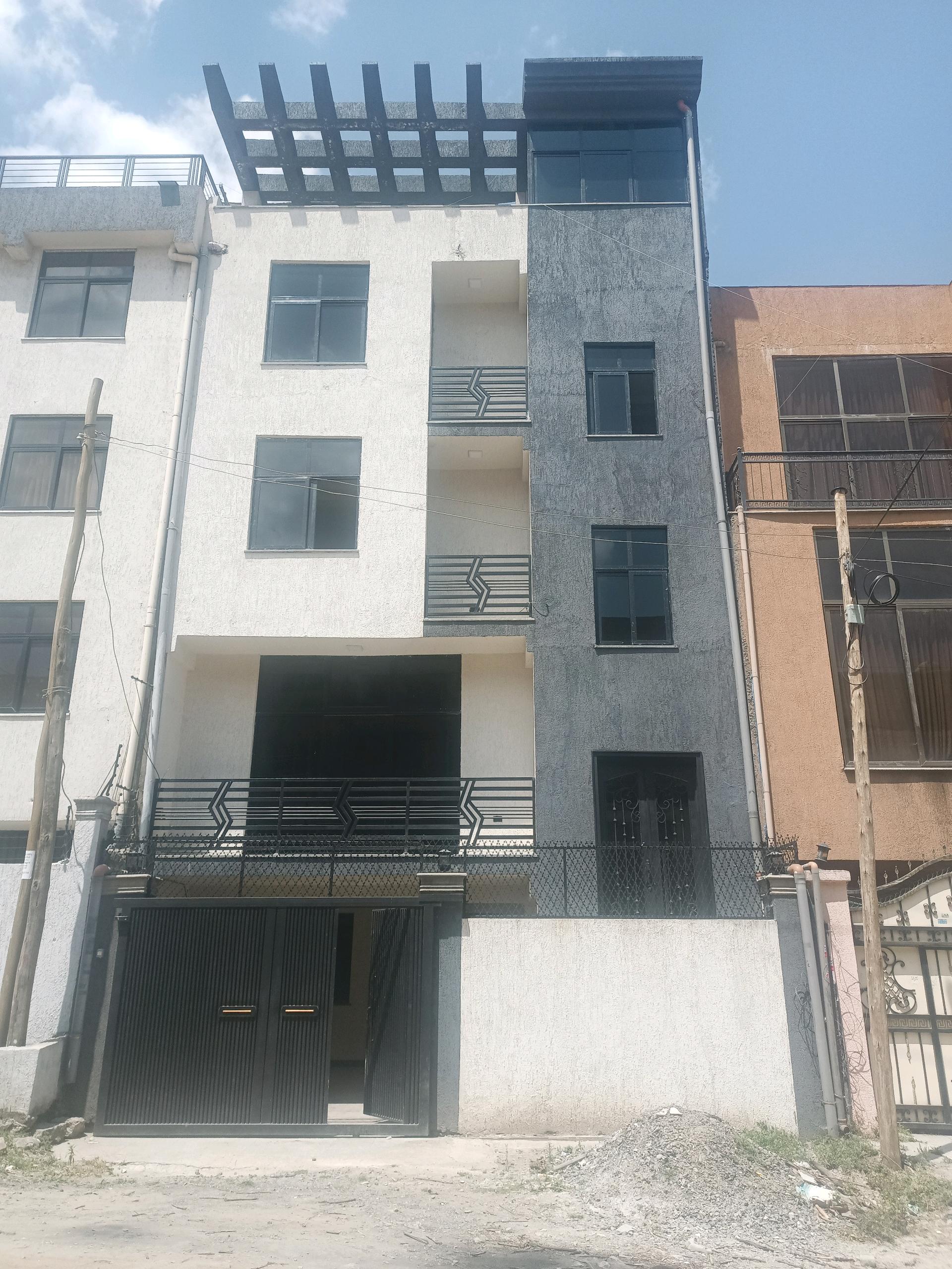 Summit 72 Ground Plus 3