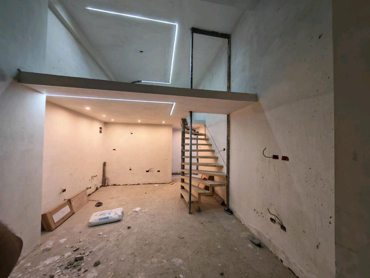 Property thumbnail 2