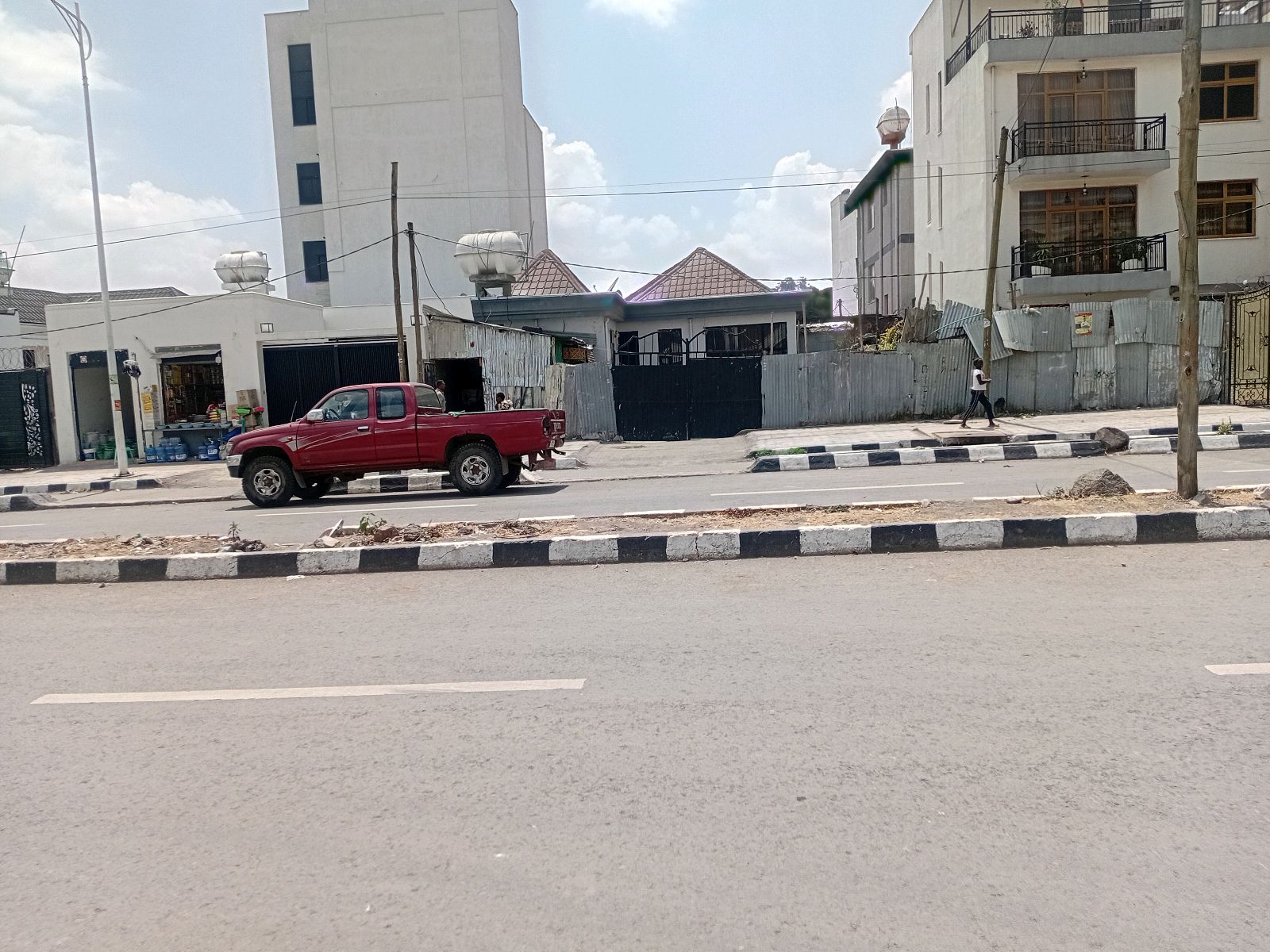 Waga 30 Meliyon Derdar Alow Tikekalagn Falegew Ka Ale He Dawelu - Ansicht 4