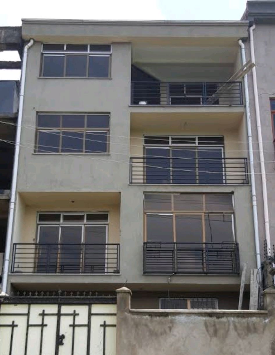 Kuća, 72 m²